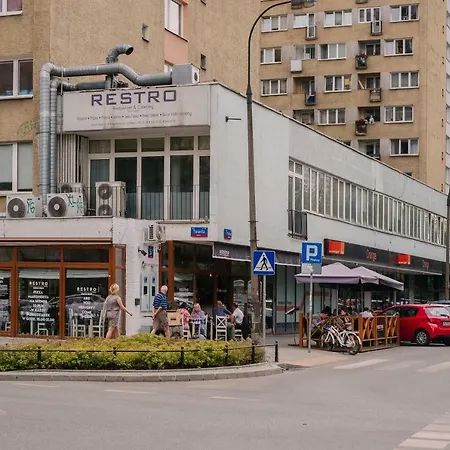 Apartment Metro Rondo Onz Warsaw